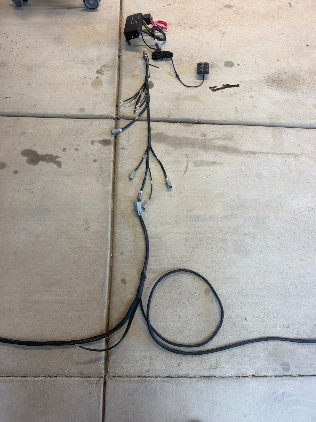 Premium Universal Vehicle chassis harness